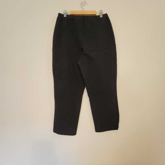 Women with Control by Renee Greenstein Cropped Pants - Picture 3 of 4